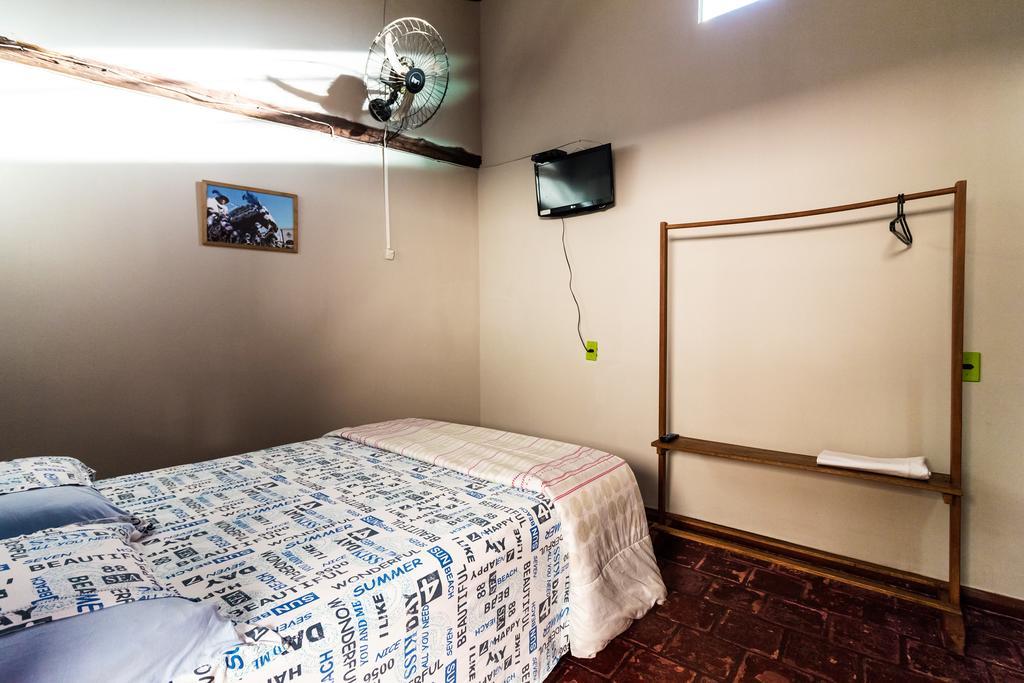 Hostel Rua Direita Pirenopolis Luaran gambar